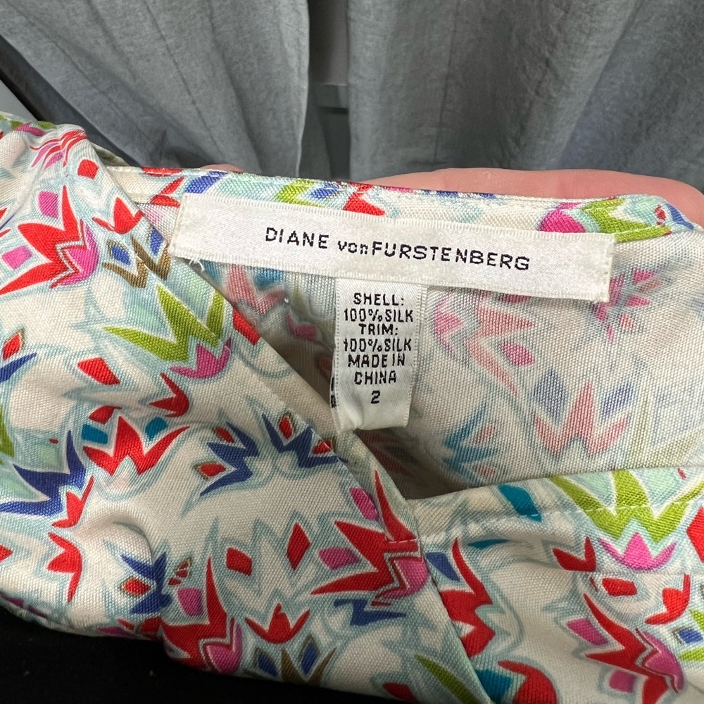Diane Von Furstenberg White Multi-Color Floral & Blue Bird Maxi Dress (#1) - Picture 4 of 4